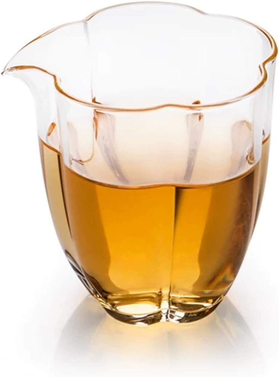 Hermit Life Borosilicate Glass Tea Sharing Cup, Gongfu Fairness Cup 7oz